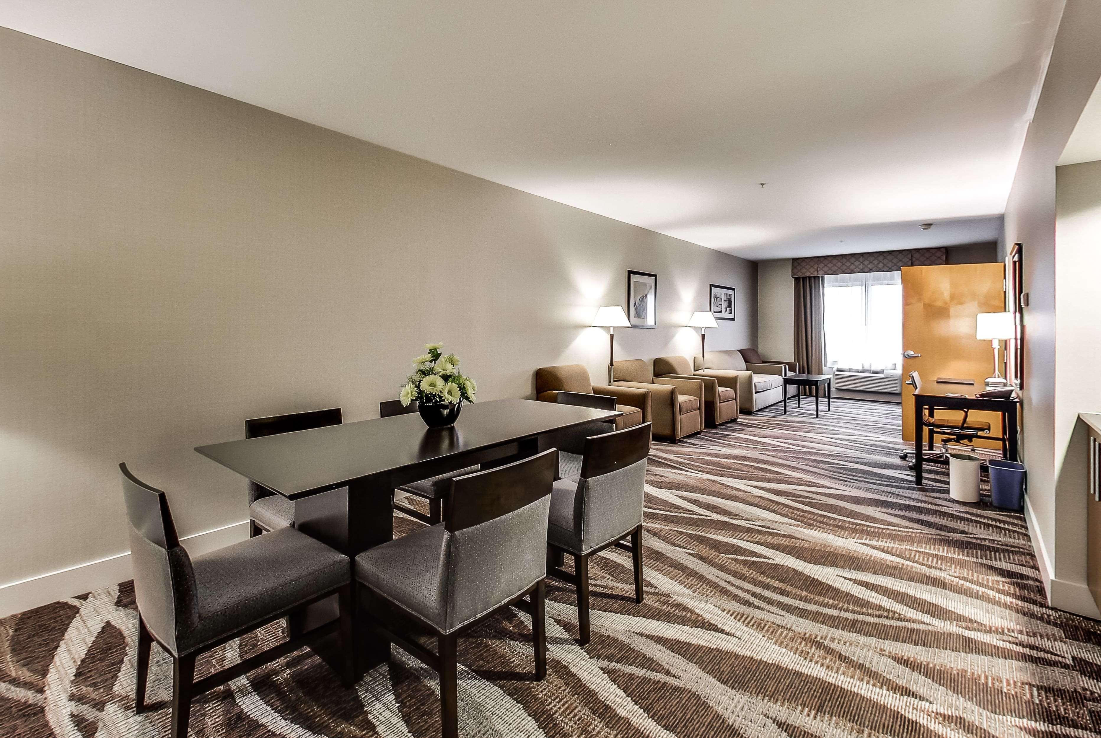 Radisson Hotel Edmonton Airport Leduc Εξωτερικό φωτογραφία