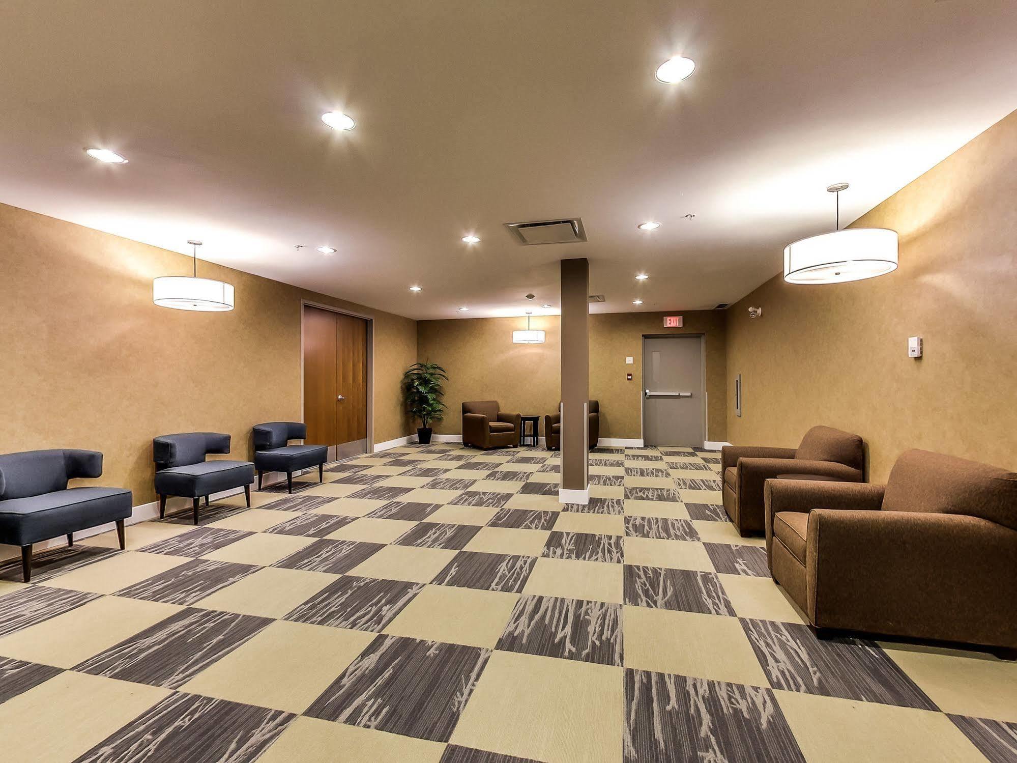 Radisson Hotel Edmonton Airport Leduc Εξωτερικό φωτογραφία